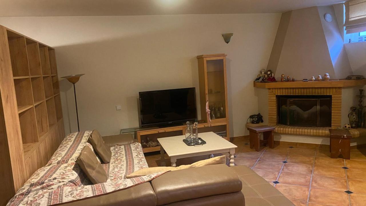 Seaside Family Apartment - Kalamata Faraí Zewnętrze zdjęcie